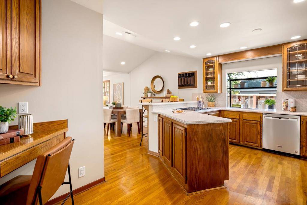 Milpitas, CA 95035,1318 Guerrero CT