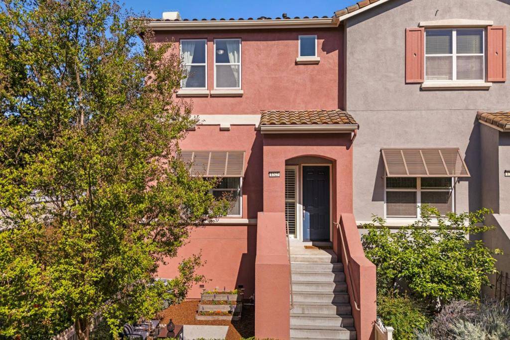 San Jose, CA 95126,1525 Fiesta LN