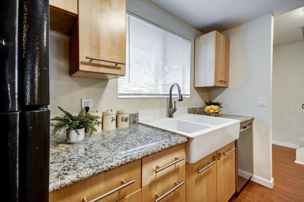 Sunnyvale, CA 94086,1111 Reed AVE #C