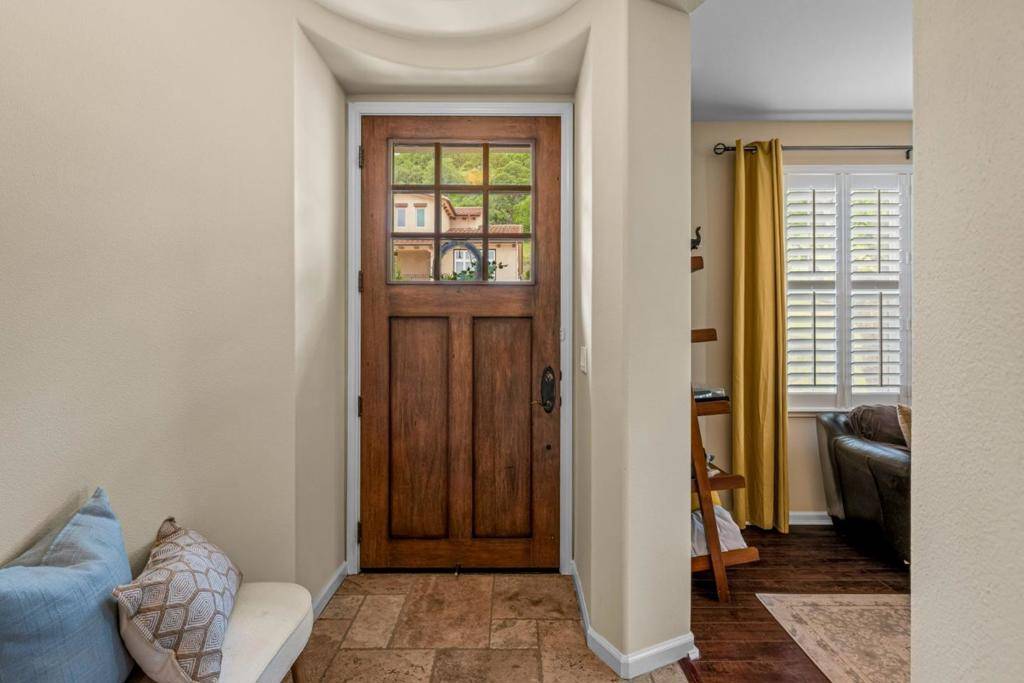 Gilroy, CA 95020,6600 Eagle Ridge CT