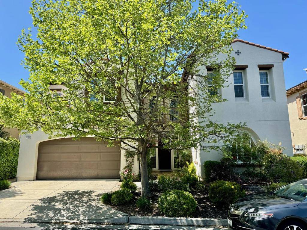 Gilroy, CA 95020,7651 Strath PL