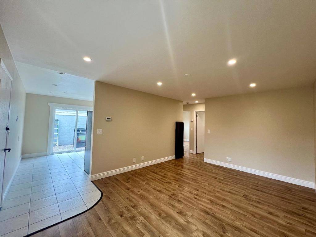 Campbell, CA 95008,164 Echo AVE #2