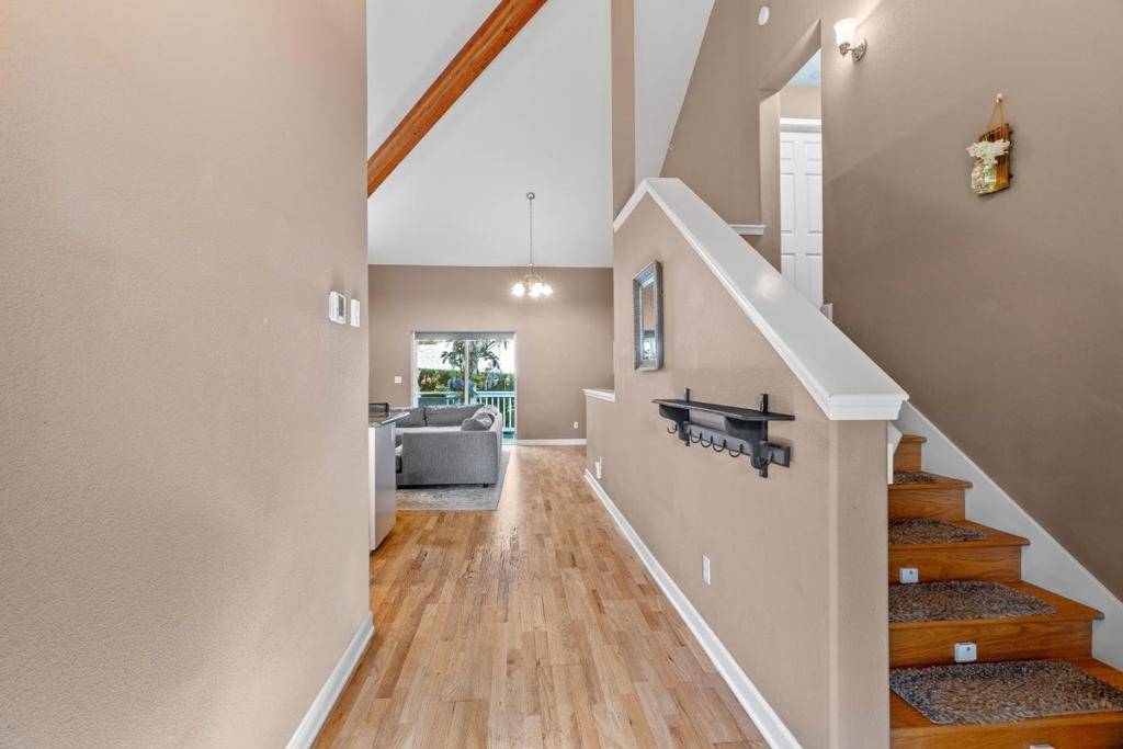 Scotts Valley, CA 95066,200 Tabor DR
