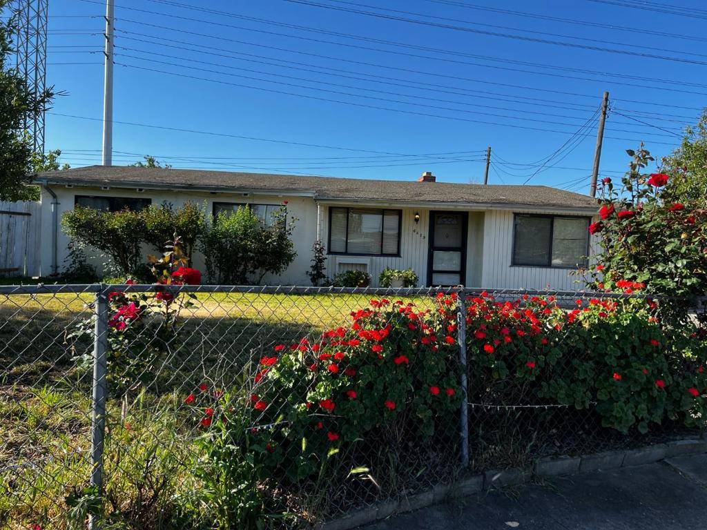 Sacramento, CA 95828,6429 Tapo CT