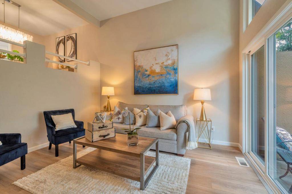 Foster City, CA 94404,2 Commons LN #2