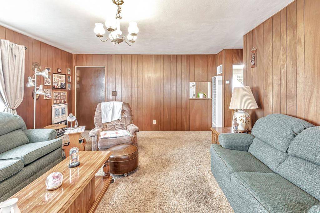 Santa Ana, CA 92704,2233 S Everglade ST