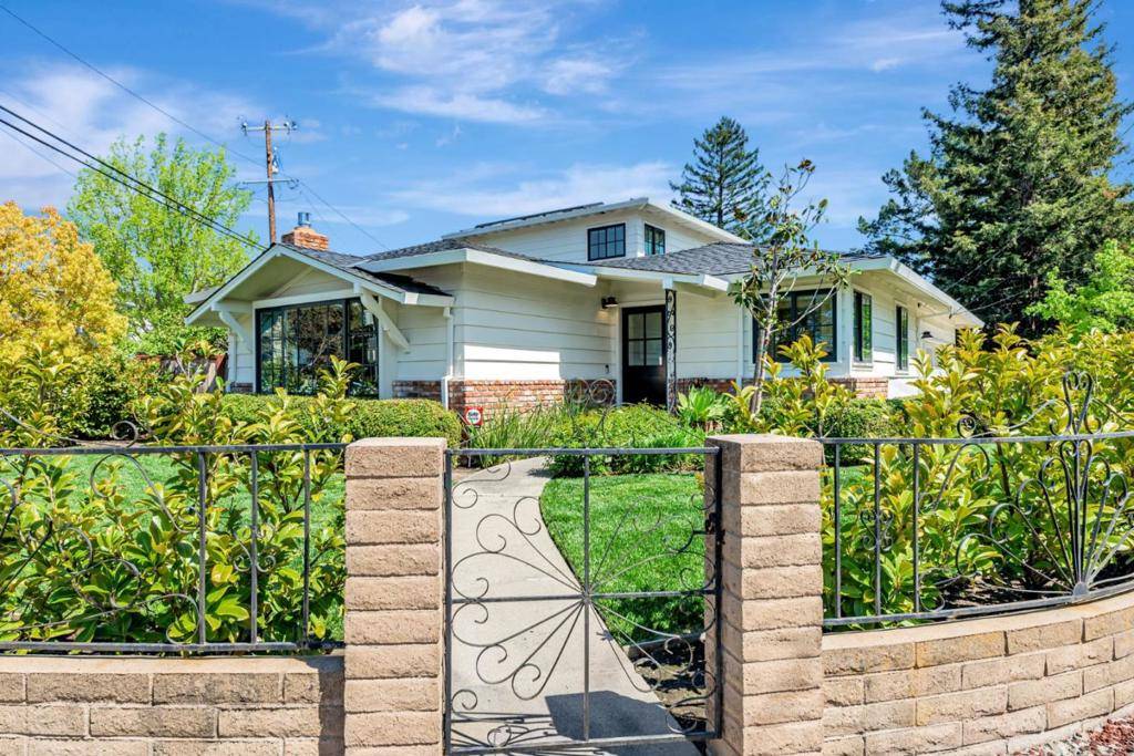 Redwood City, CA 94062,421 Ruby ST