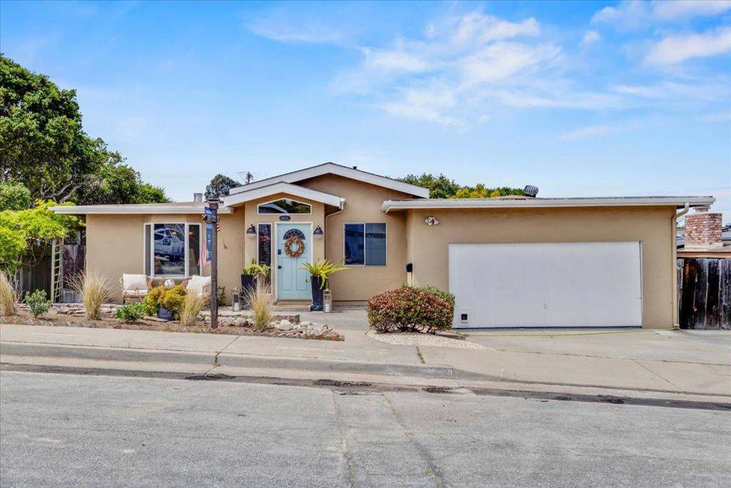 Seaside, CA 93955,1071 Madrid CT