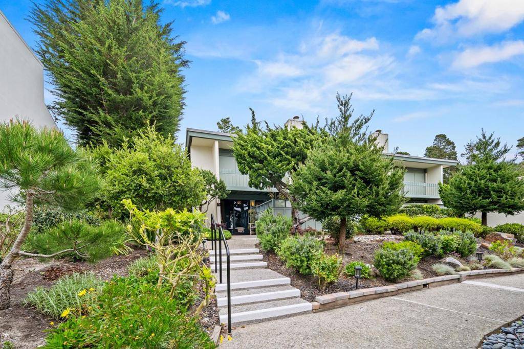 Carmel, CA 93923,95 High Meadow LN