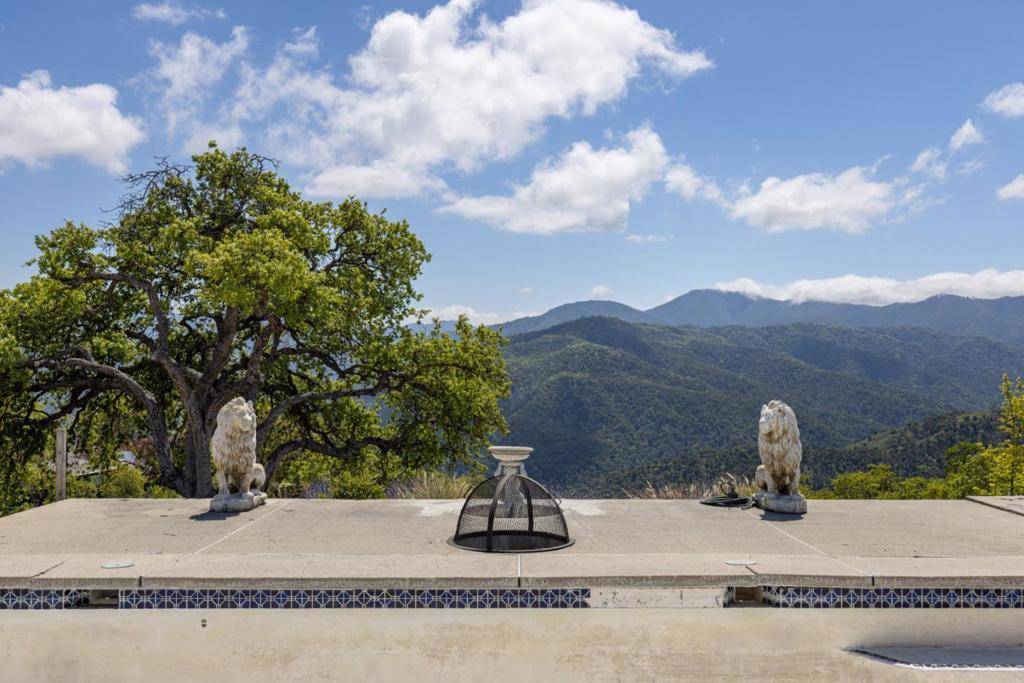 Carmel Valley, CA 93924,35000 Sky Ranch RD