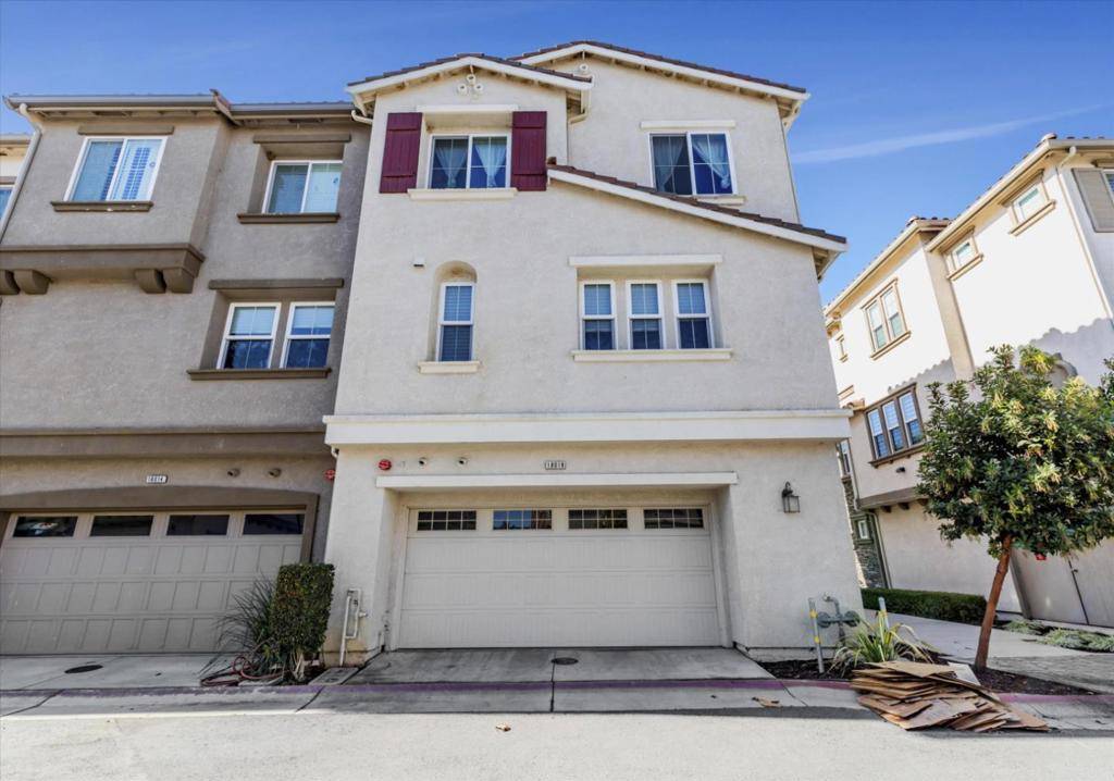 Morgan Hill, CA 95037,18018 Monterey ST