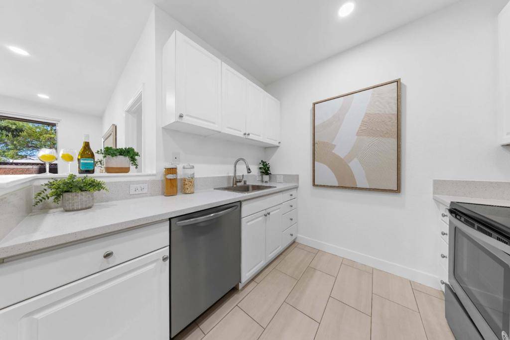 San Mateo, CA 94401,401 S Norfolk ST #117