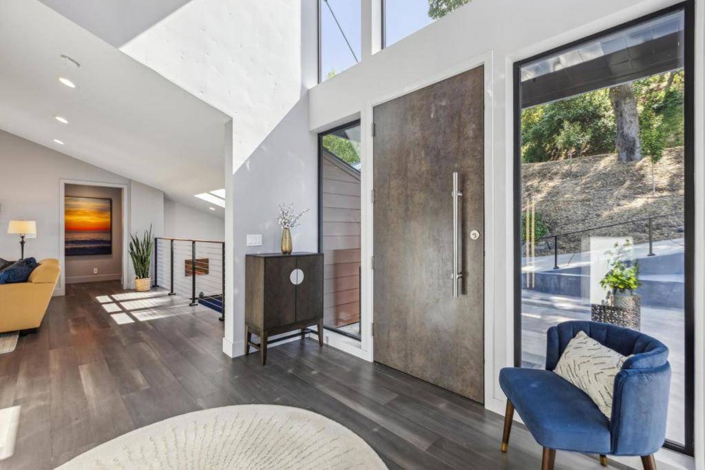 Los Gatos, CA 95032,205 Wooded View DR