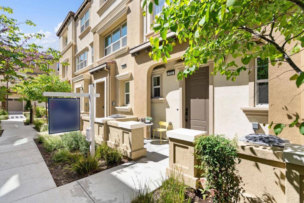 Milpitas, CA 95035,712 Amalfi LOOP
