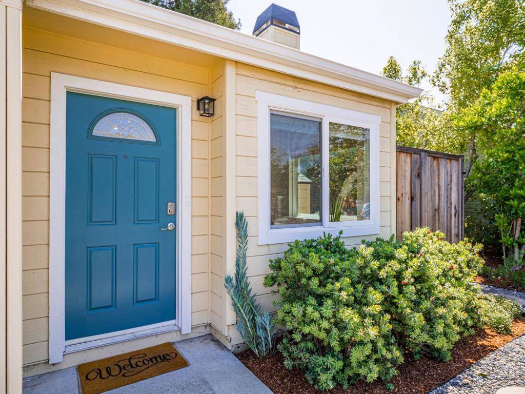 Santa Cruz, CA 95062,1331 Leila CT