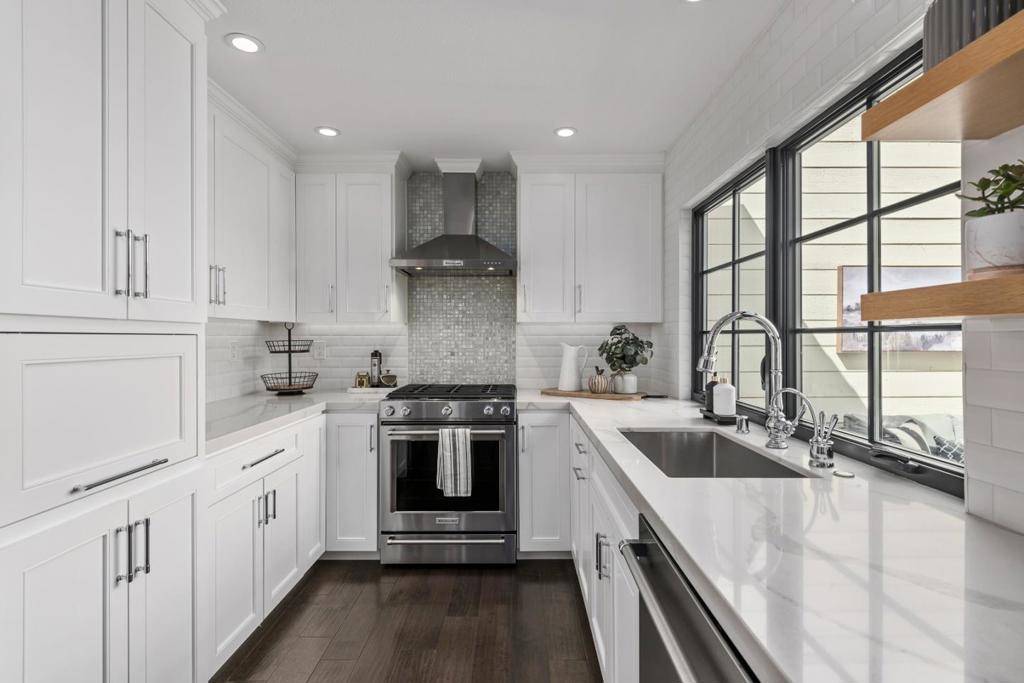 Los Gatos, CA 95032,109 Lorain PL