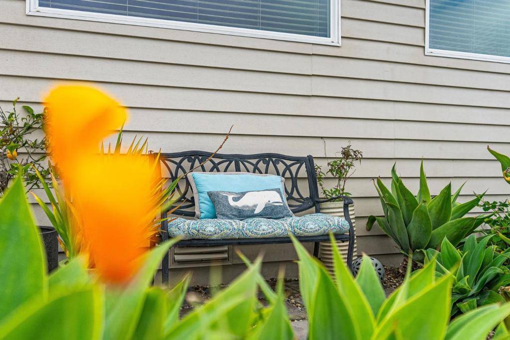Santa Cruz, CA 95062,1555 Merrill ST