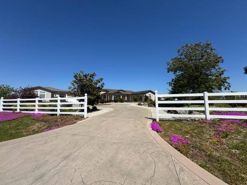 Hollister, CA 95023,525 Heatherwood Estates DR