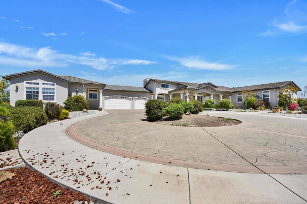 Hollister, CA 95023,525 Heatherwood Estates DR
