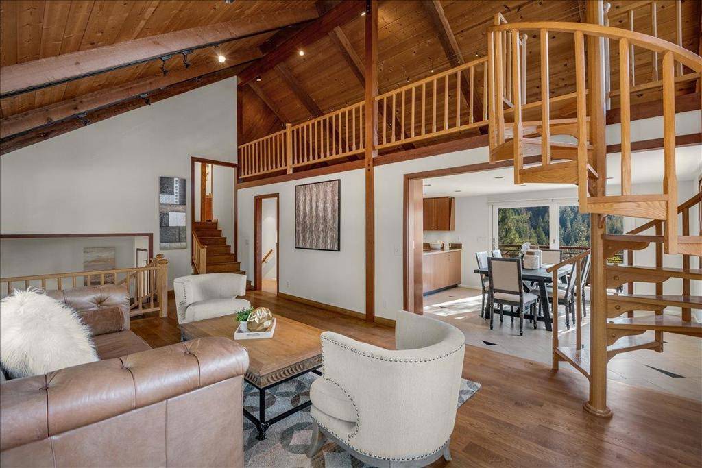 Los Gatos, CA 95033,17337 Debbie RD