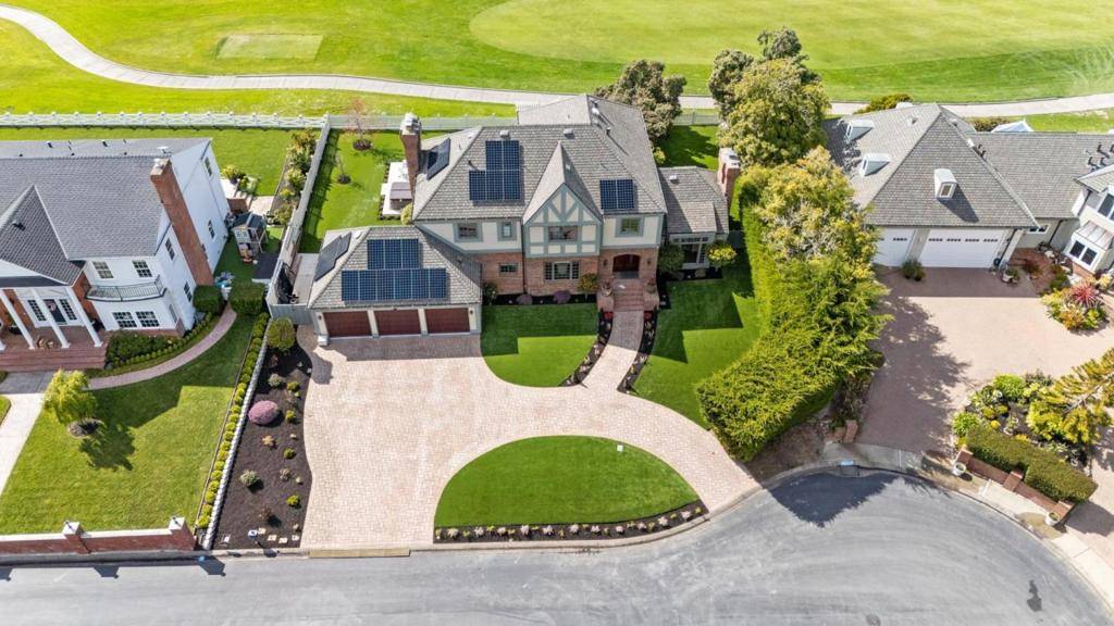 Half Moon Bay, CA 94019,2180 Bayhill CT