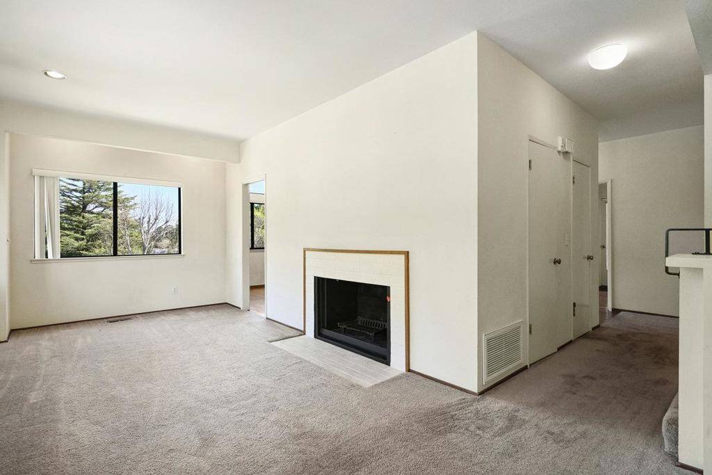 San Mateo, CA 94403,901 Laurelwood DR