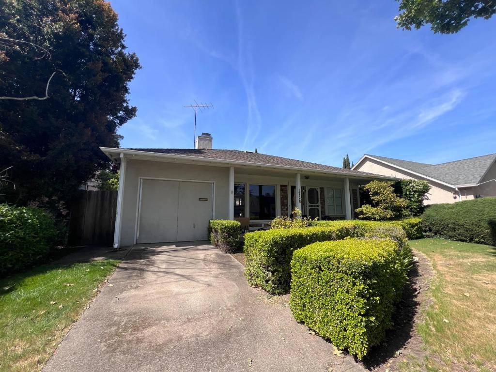 Redwood City, CA 94061,1728 Kentucky ST