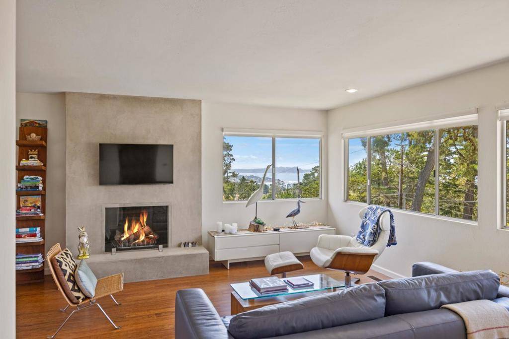 Carmel, CA 93923,24735 Dolores ST