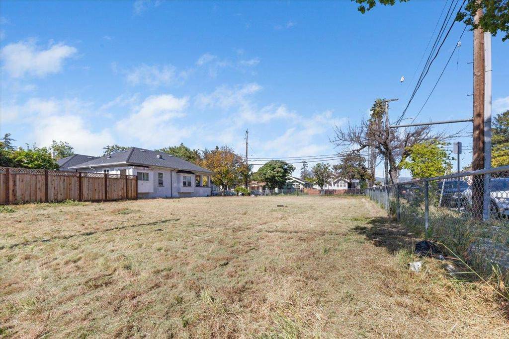 San Jose, CA 95112,895 S 2nd ST