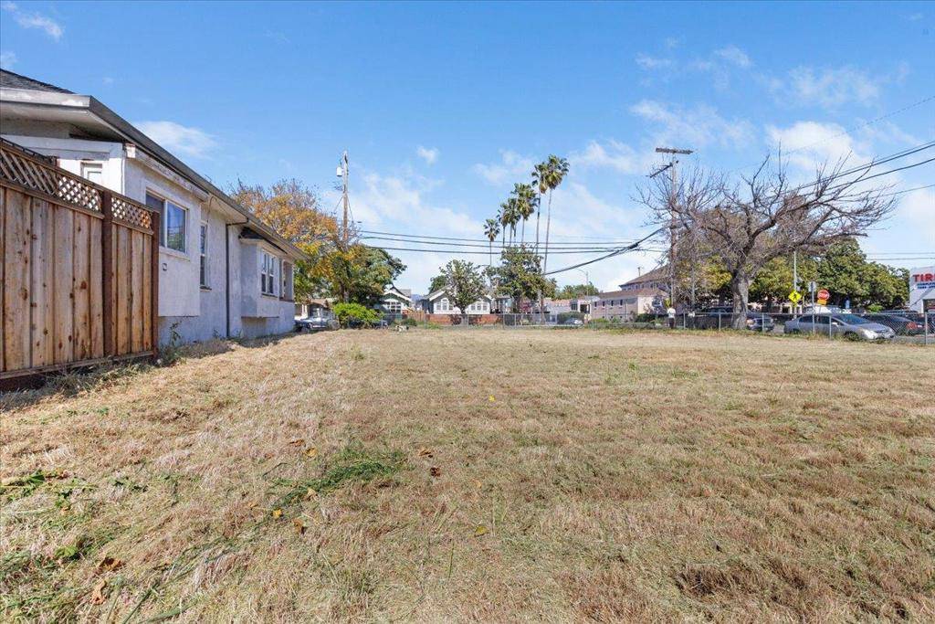 895 S 2nd ST San Jose, CA 95112