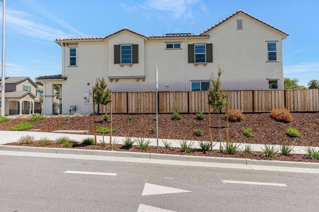Gilroy, CA 95020,2580 Haybale ST