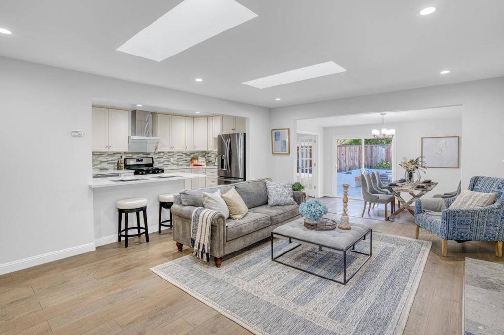 Sunnyvale, CA 94085,721 San Simeon ST