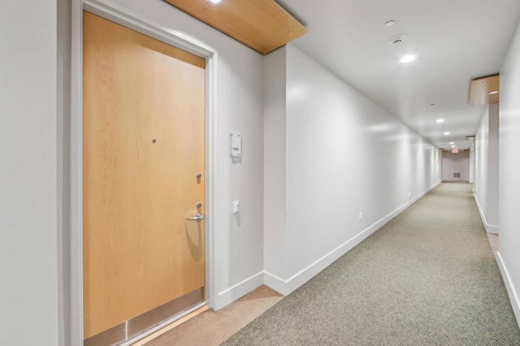 San Jose, CA 95110,38 N Almaden BLVD #1115