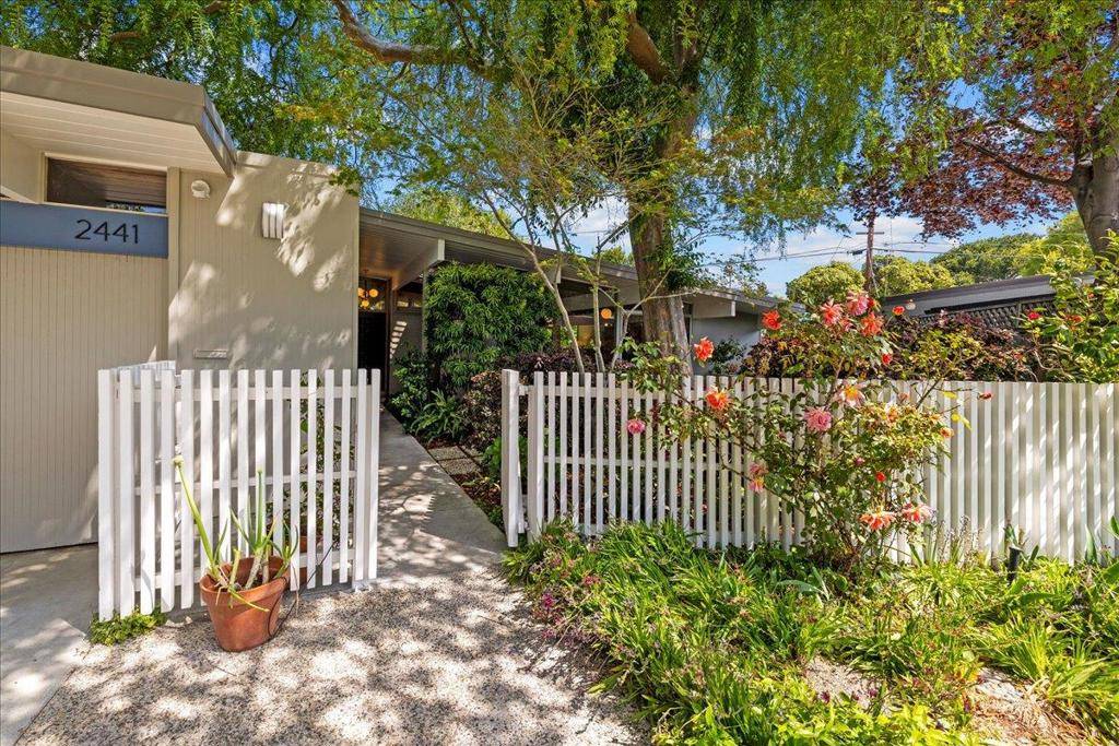 Palo Alto, CA 94303,2441 Greer RD
