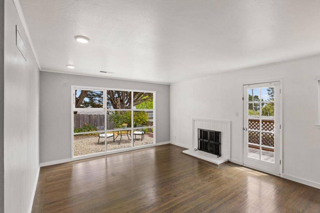 Monterey, CA 93940,604 Mar Vista DR