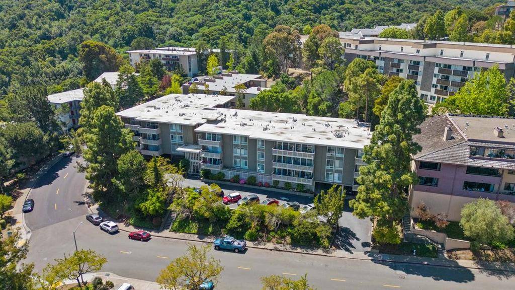 Belmont, CA 94002,1101 Continentals WAY #104