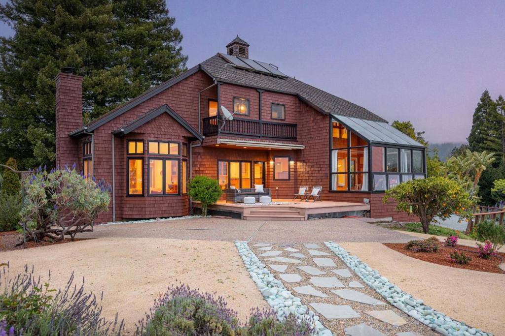Watsonville, CA 95076,341 Hawk Ridge LN