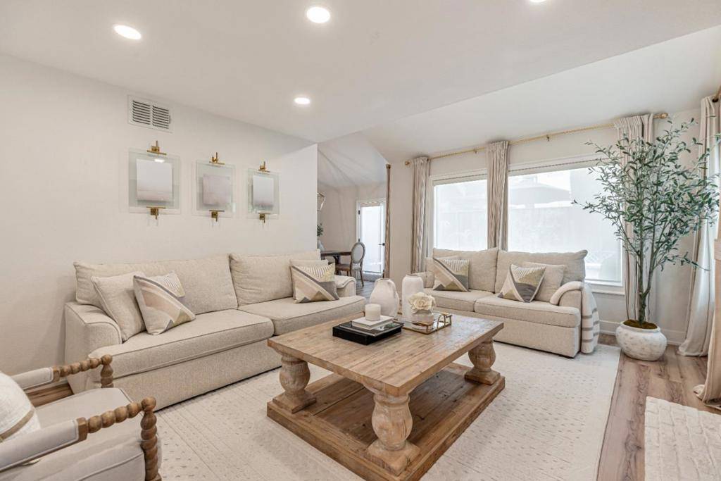 Morgan Hill, CA 95037,17510 Carriage Lamp WAY
