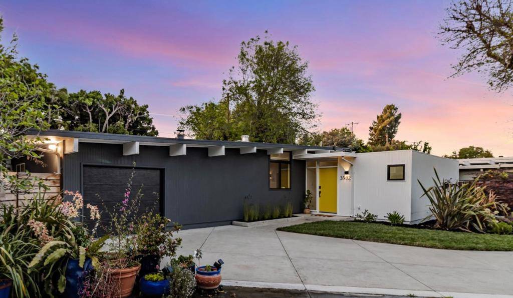 Palo Alto, CA 94303,3992 Bibbits DR