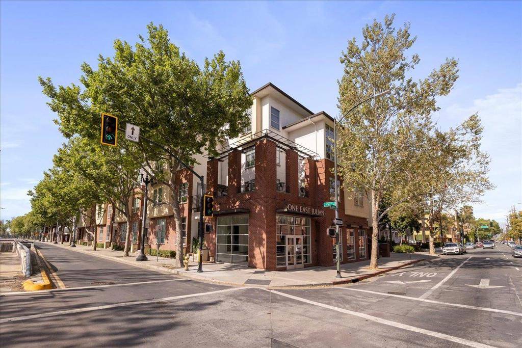 San Jose, CA 95112,1 E Julian ST #318