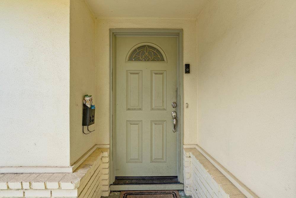 Salinas, CA 93901,1052 San Simeon DR