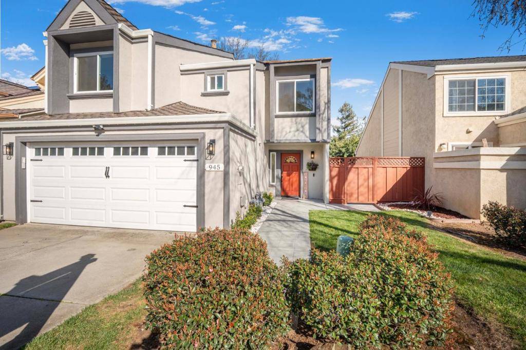 Morgan Hill, CA 95037,945 Oak Park DR