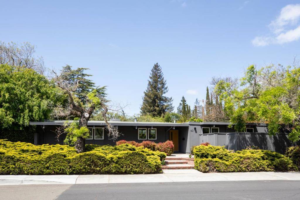 Palo Alto, CA 94303,801 Talisman DR