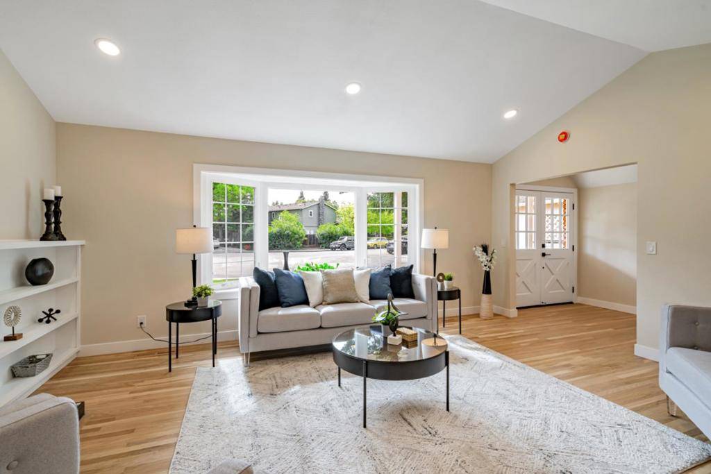 Mountain View, CA 94040,3574 Wellesley CT