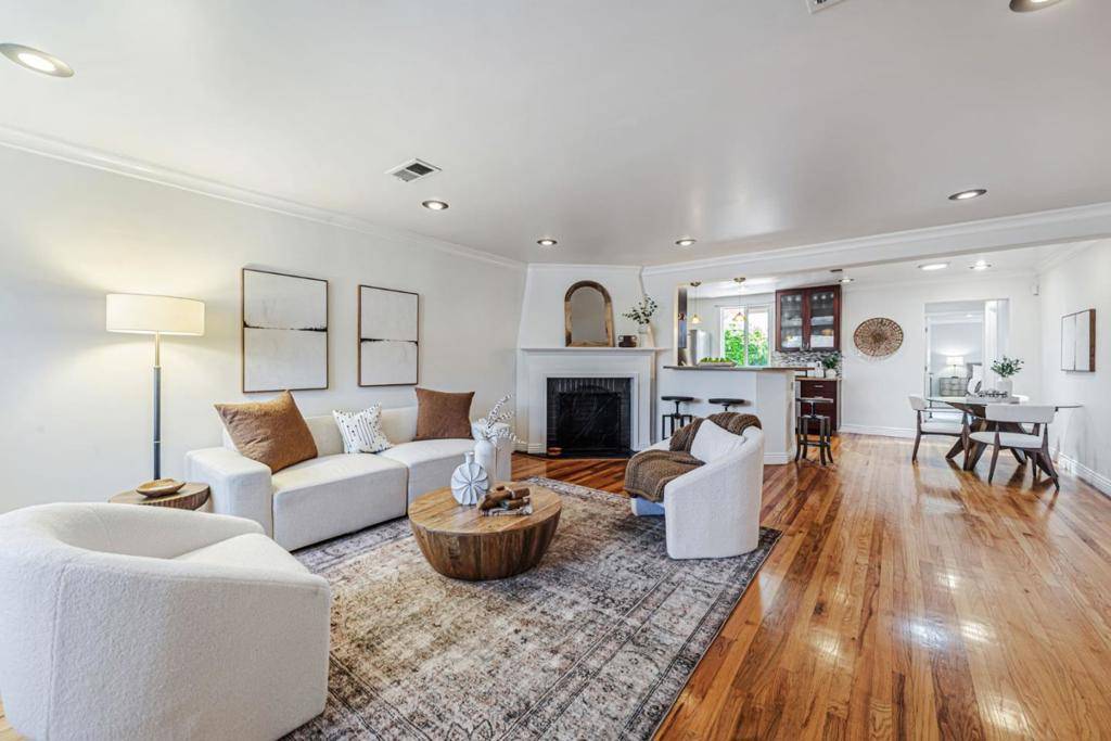 Redwood City, CA 94063,824 8th AVE