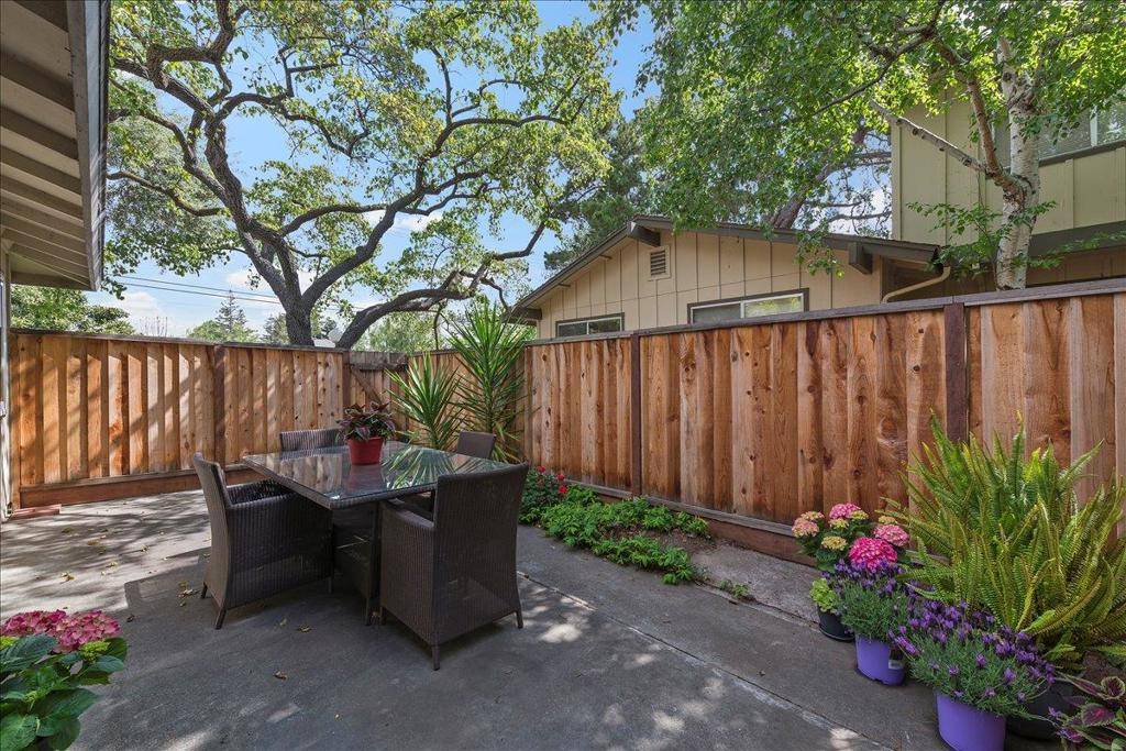 Mountain View, CA 94043,99 Sherland AVE #A