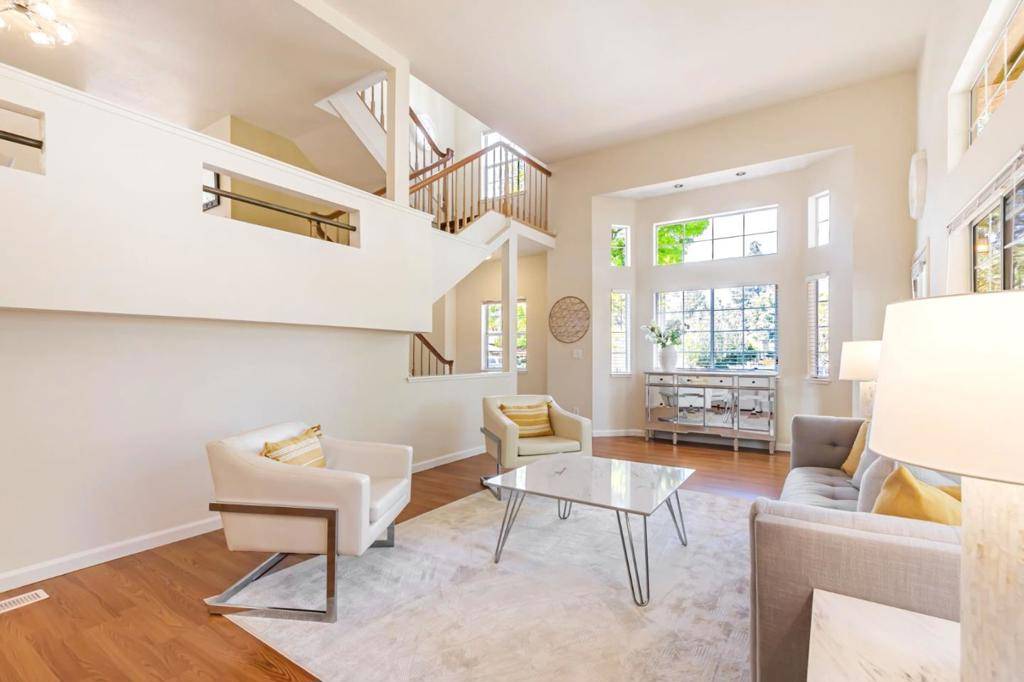 Mountain View, CA 94043,10 Tyrella CT