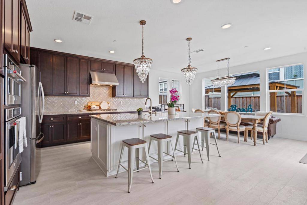 Marina, CA 93933,287 Skyview DR