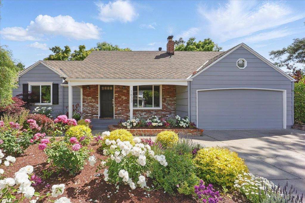 Los Altos, CA 94024,1633 Dallas CT