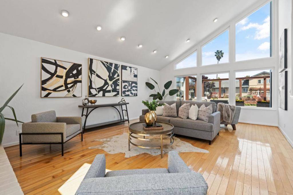 Foster City, CA 94404,224 Shearwater